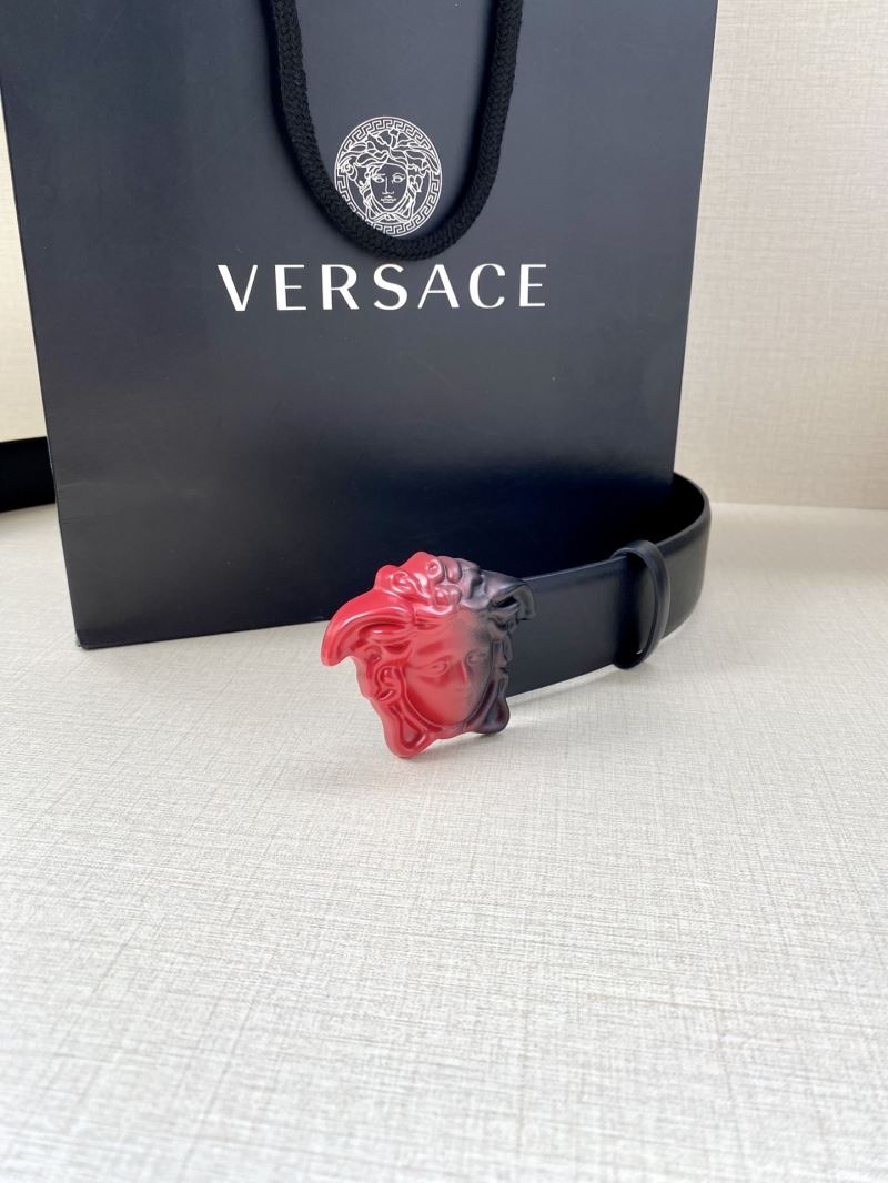 VERSACE